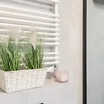 Rent40 Aura Old Town 아파트