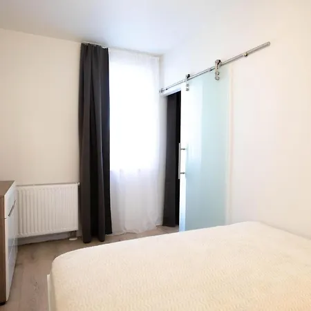 Rent40 Aura Old Town 公寓 *