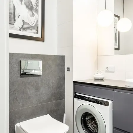 Rent40 Aura Old Town Lägenhet