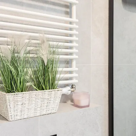 Rent40 Aura Old Town Lägenhet