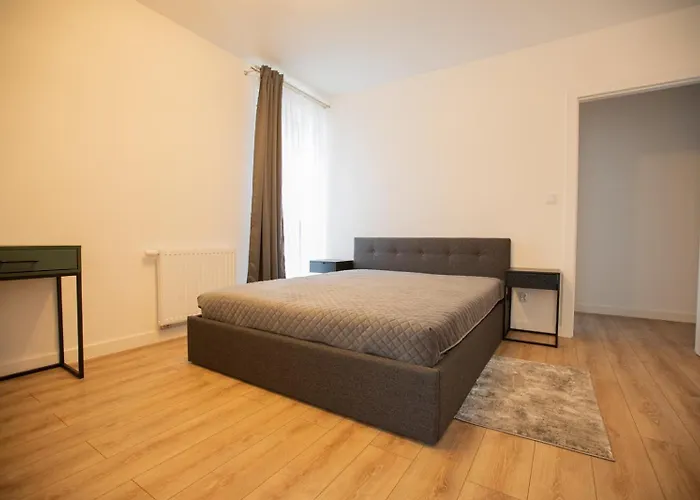 Rent40 Aura Old Town 公寓