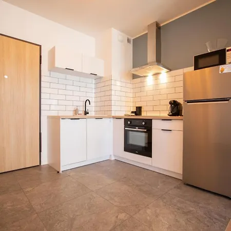 Rent40 Aura Old Town *