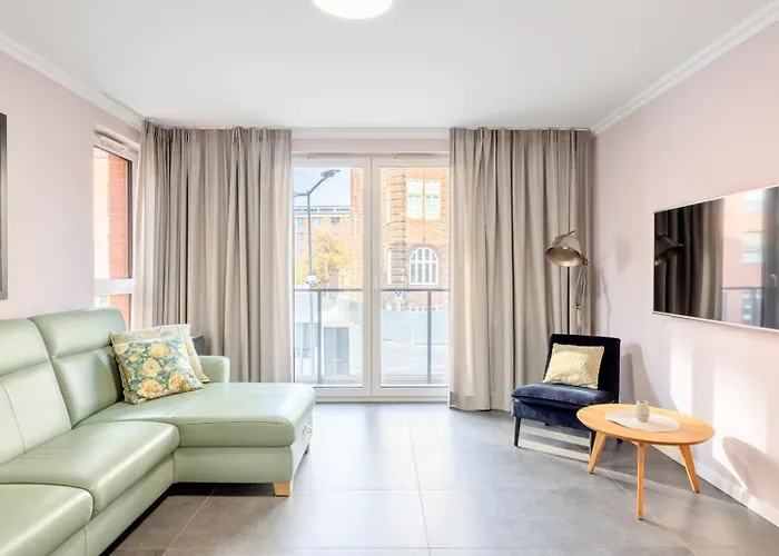 Rent40 Aura Old Town *