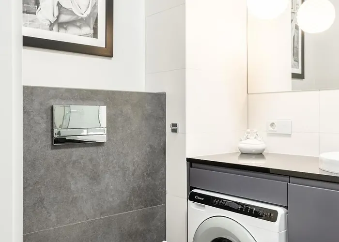 Rent40 Aura Old Town Daire